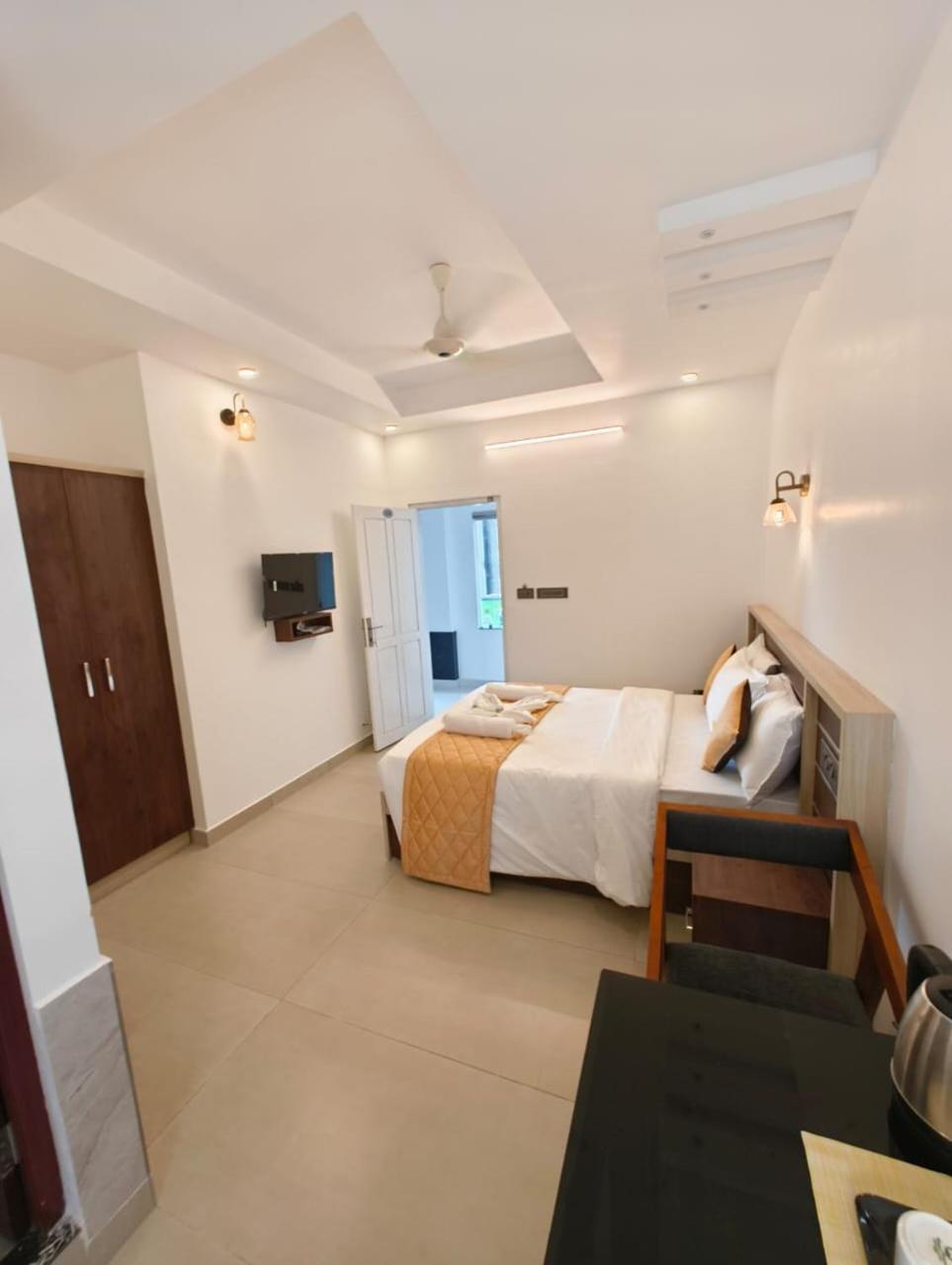 فندق Paul Residency نيدومباسيري المظهر الخارجي الصورة