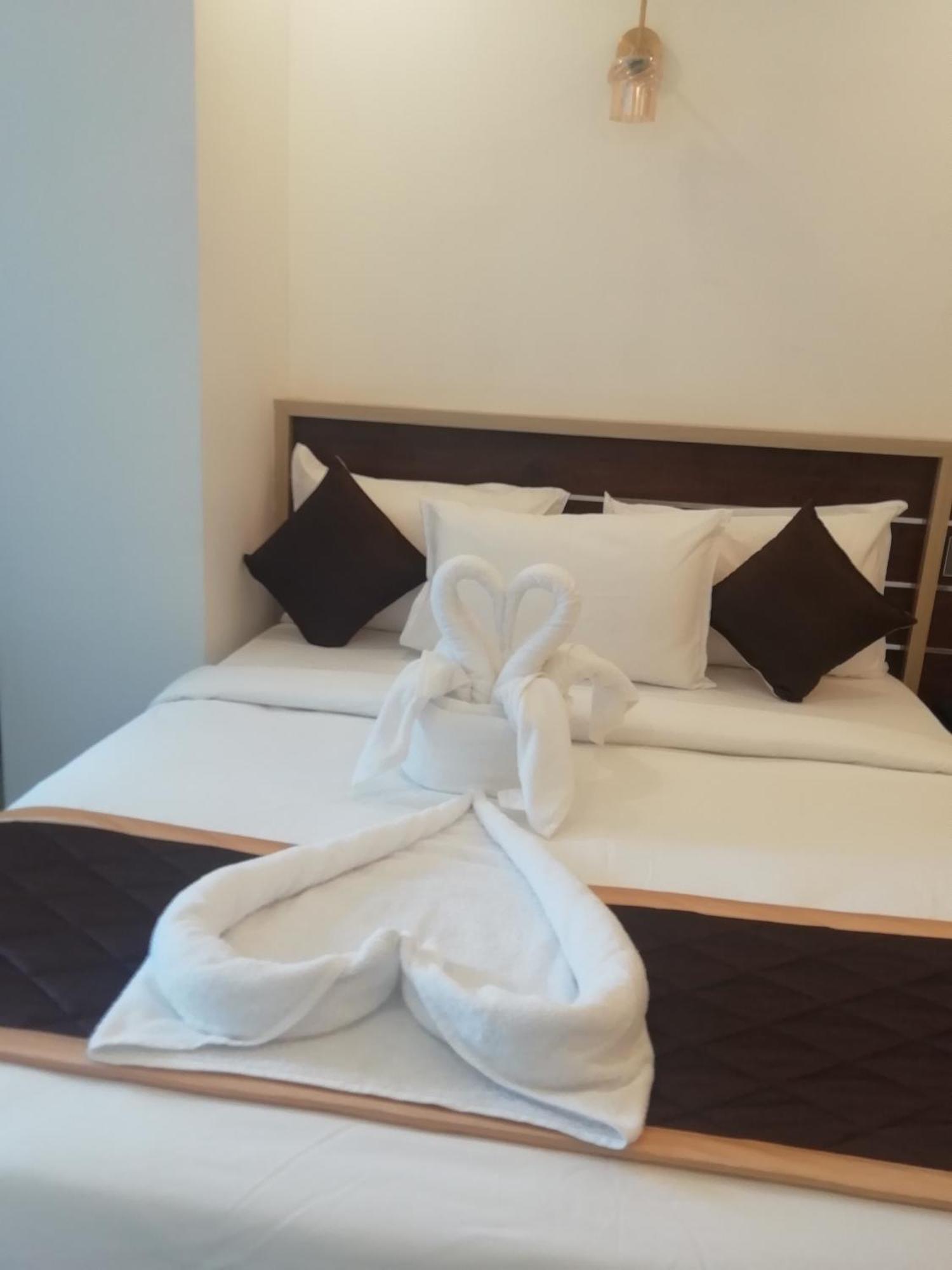 فندق Paul Residency نيدومباسيري المظهر الخارجي الصورة